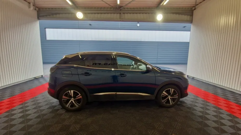 PEUGEOT 3008 -