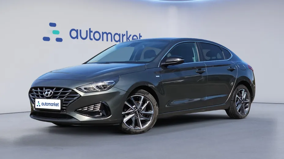 HYUNDAI i30 i30 Fastback 1.5 T-GDI 48V Smart DCT