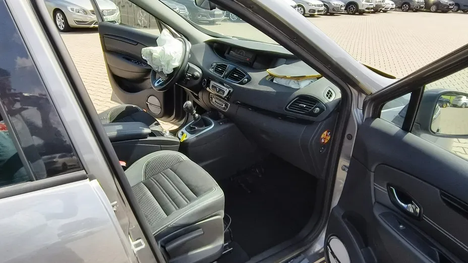 RENAULT Grand Scenic -