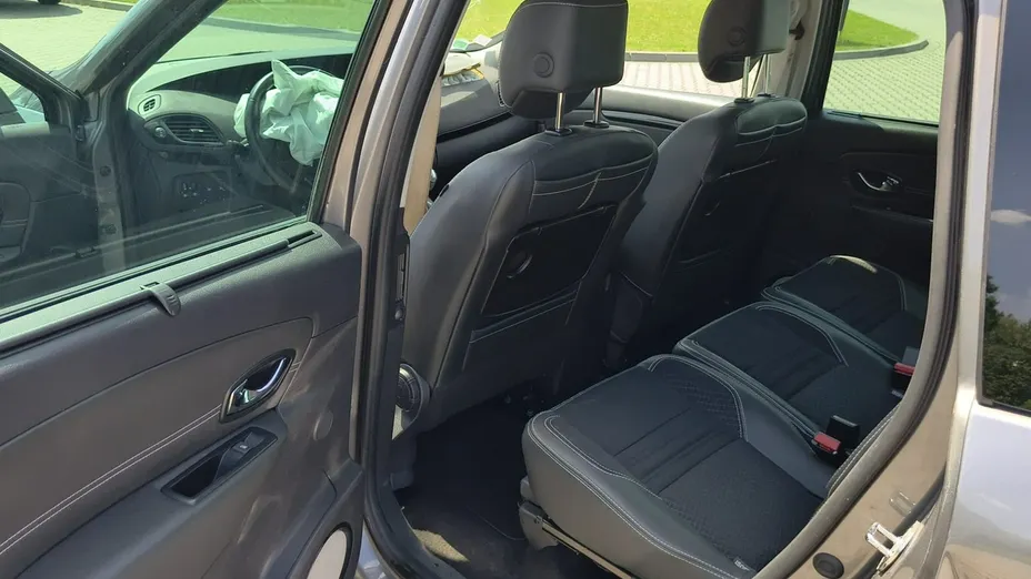 RENAULT Grand Scenic -