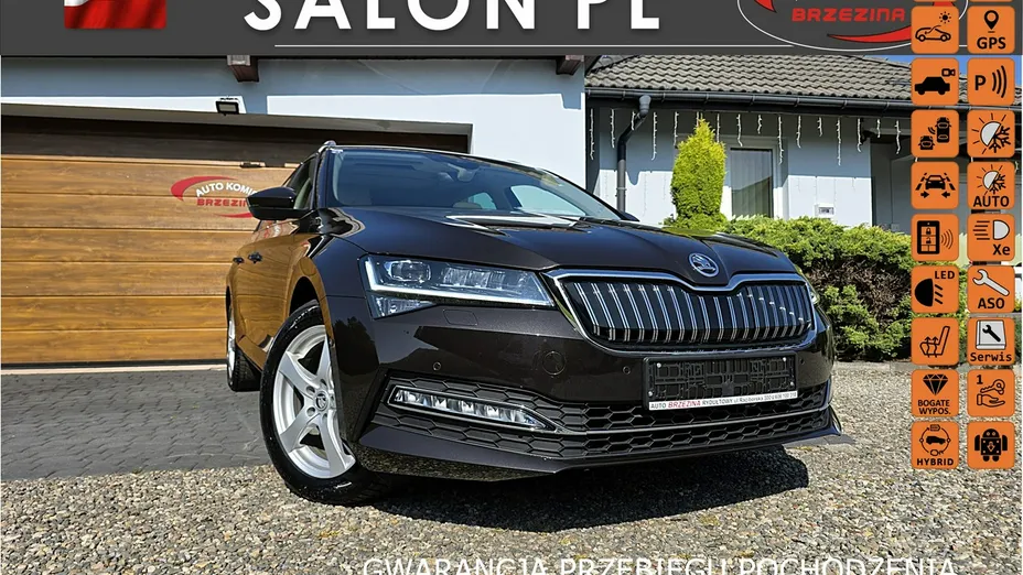 SKODA Superb -
