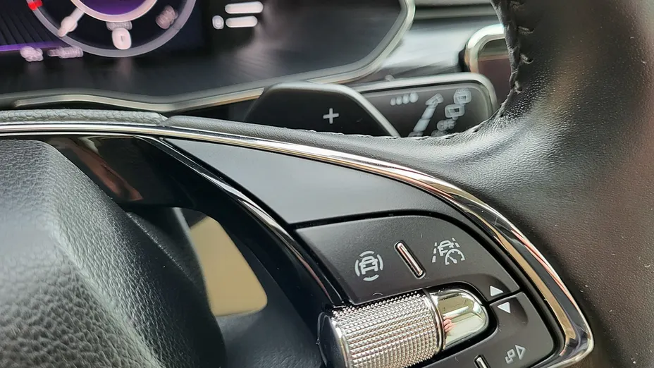 SKODA Superb -