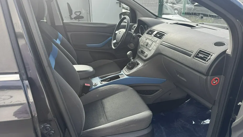 FORD Kuga -