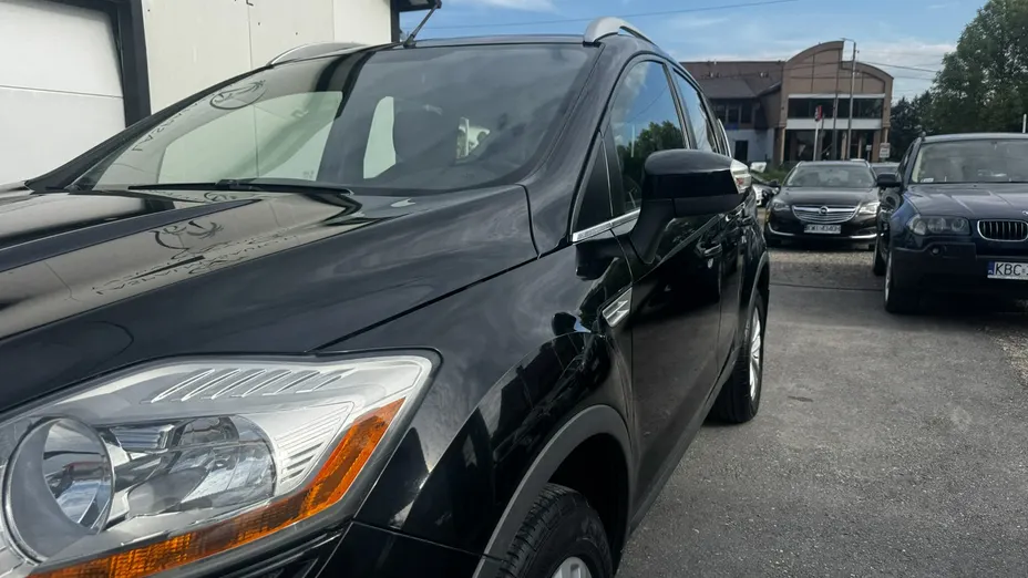 FORD Kuga -