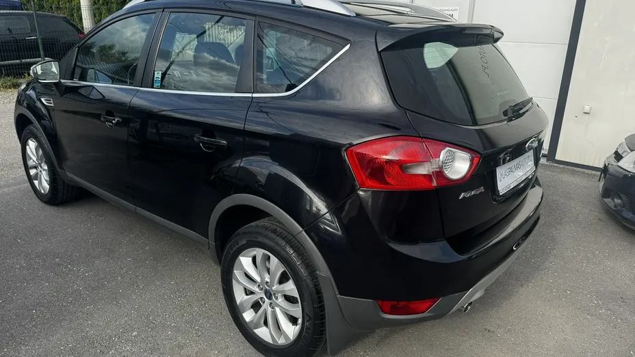 FORD Kuga -
