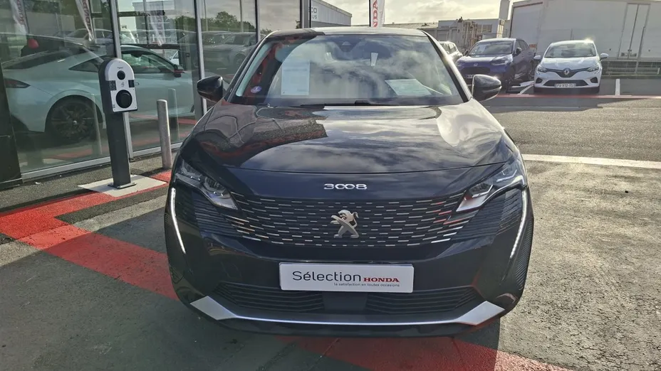 PEUGEOT 3008 -