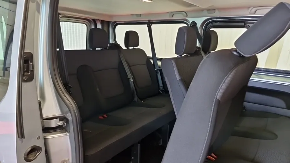 RENAULT Trafic -