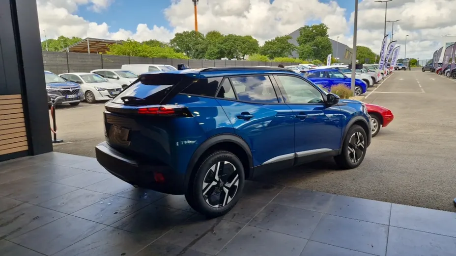 PEUGEOT 2008 -