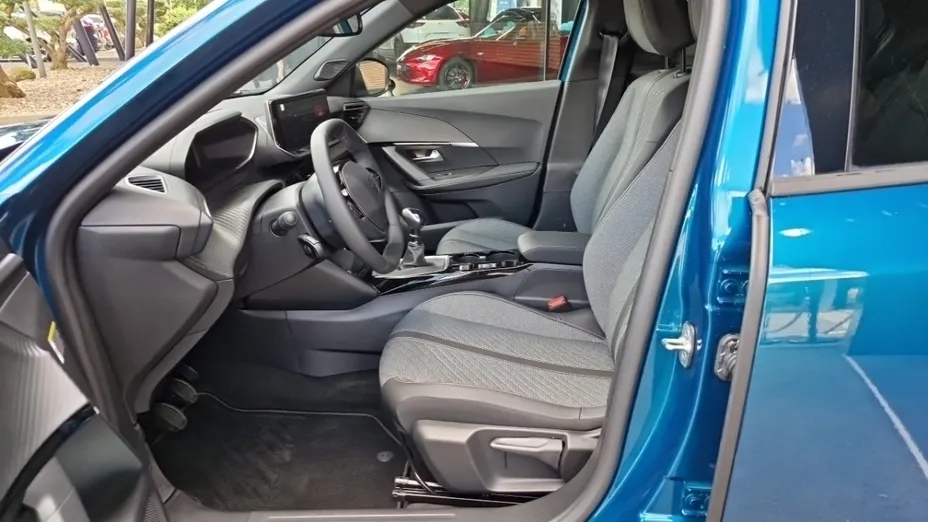 PEUGEOT 2008 -