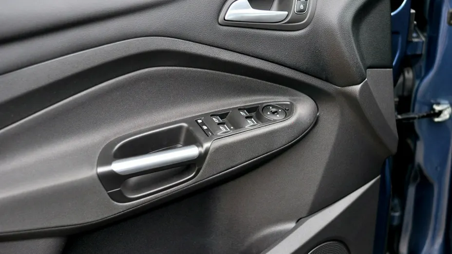FORD C-MAX -