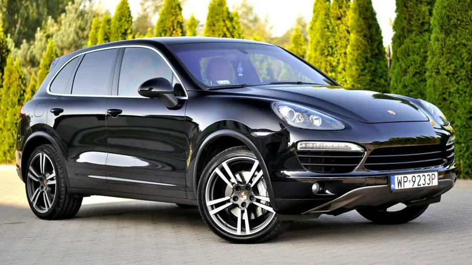PORSCHE Cayenne -