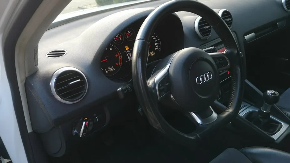 AUDI A3 -