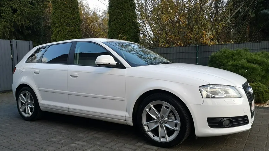AUDI A3 -