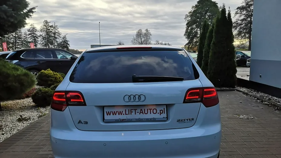 AUDI A3 -