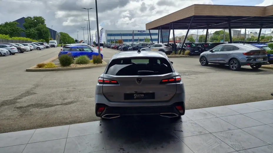 PEUGEOT 308 -