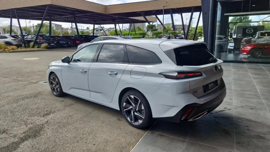 PEUGEOT 308 -