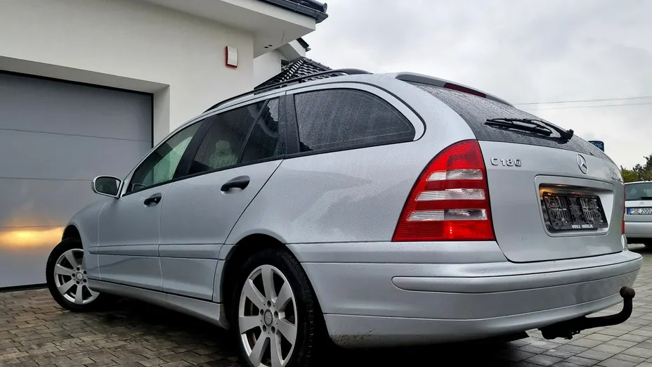 MERCEDES-BENZ C Klasa -