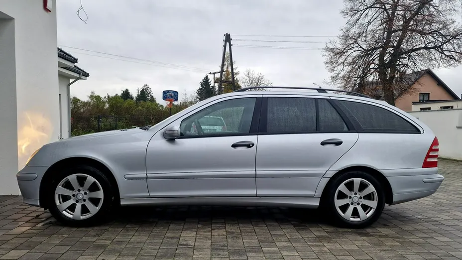 MERCEDES-BENZ C Klasa -