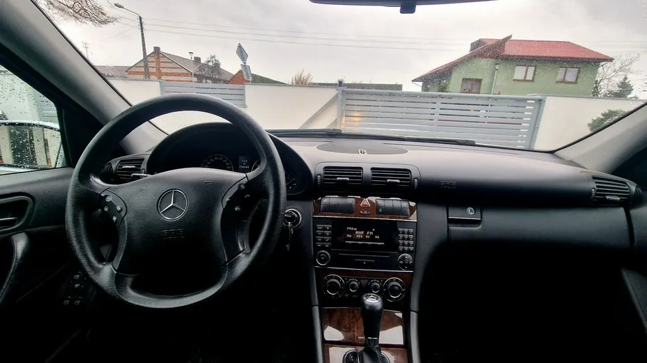 MERCEDES-BENZ C Klasa -