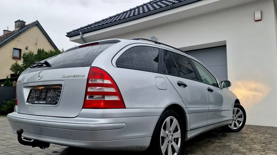 MERCEDES-BENZ C Klasa -