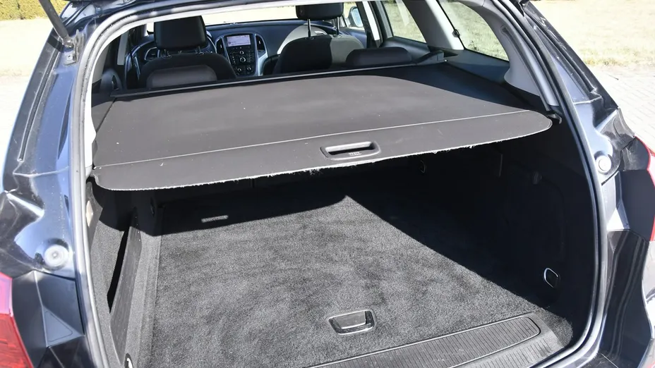 OPEL Astra -
