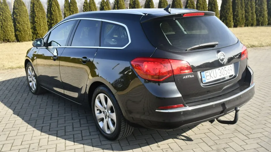 OPEL Astra -