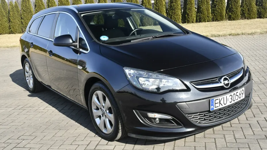 OPEL Astra -