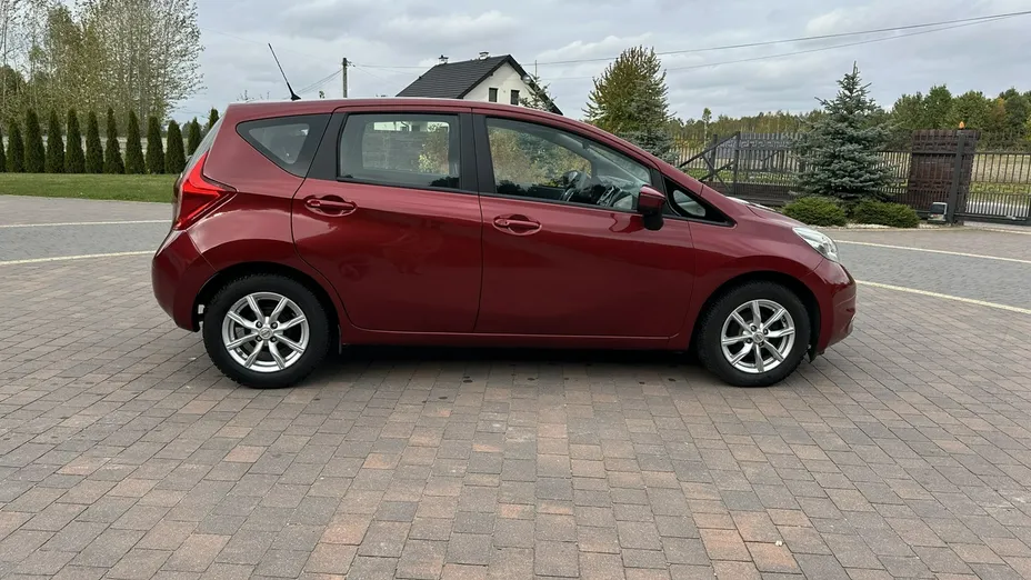 NISSAN Note -