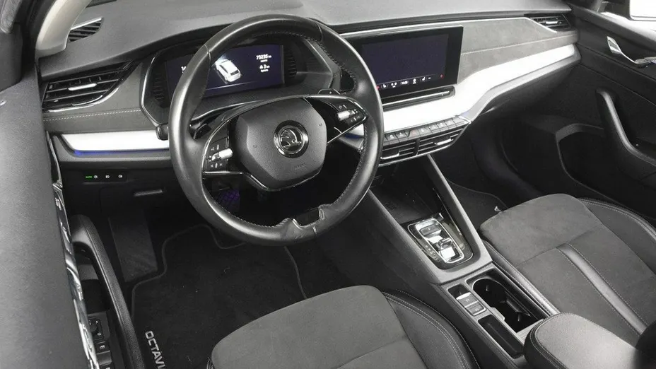 SKODA Octavia -