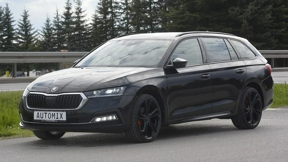 SKODA Octavia -