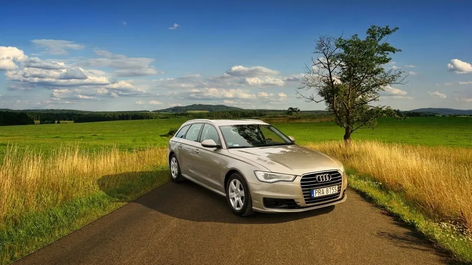 AUDI A6 Avant -