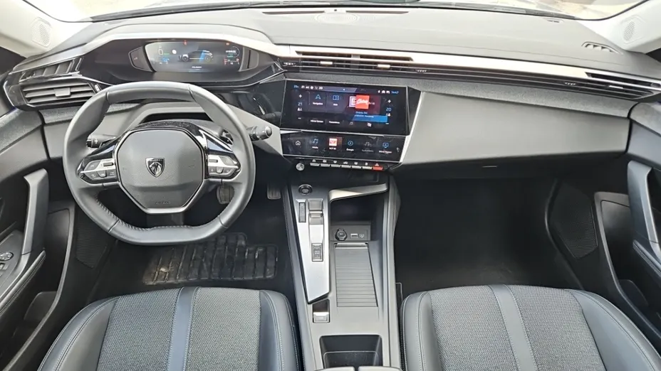 PEUGEOT 308 -
