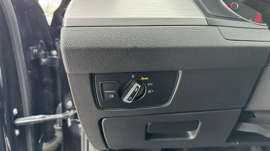 VOLKSWAGEN Passat -