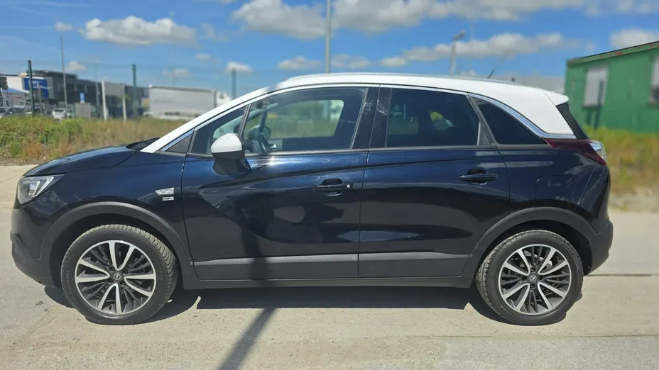 OPEL Crossland X -