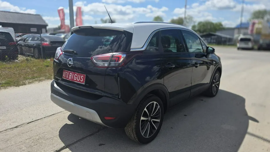 OPEL Crossland X -