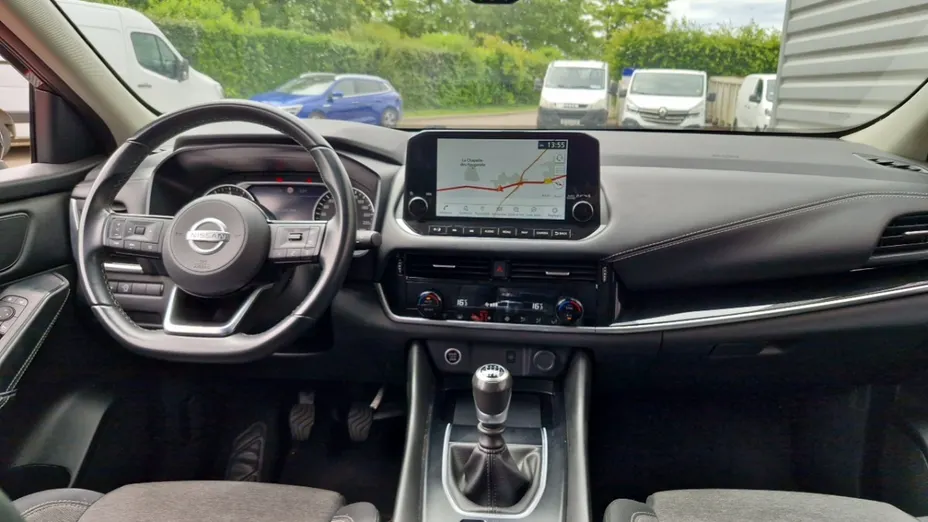 NISSAN Qashqai -