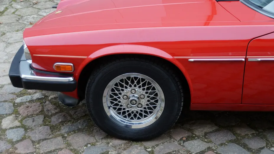 JAGUAR XJS -