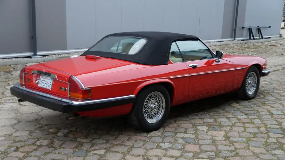 JAGUAR XJS -