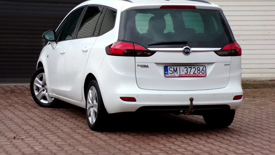 OPEL Zafira -