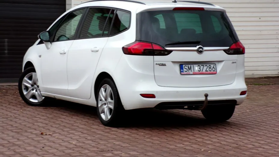 OPEL Zafira -