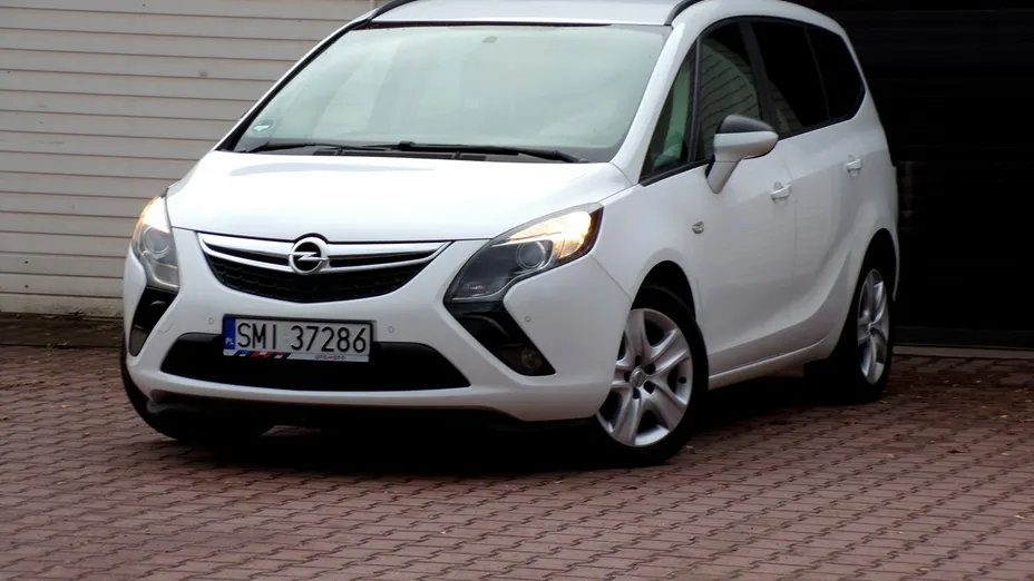 OPEL Zafira -