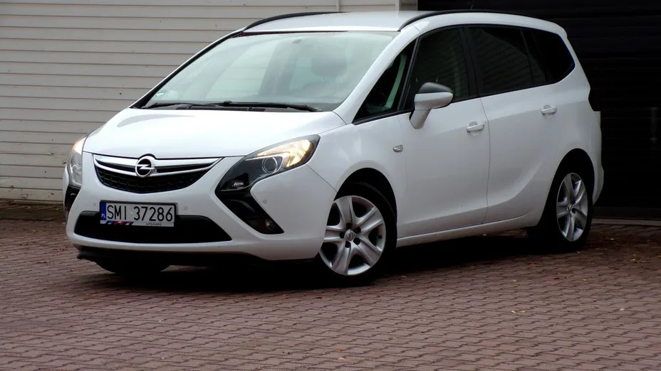 OPEL Zafira -