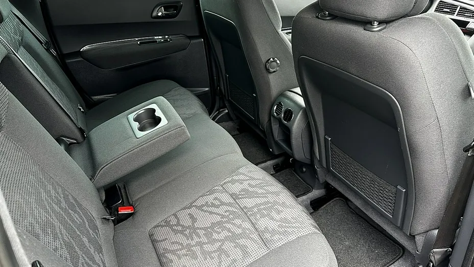 PEUGEOT 3008 -