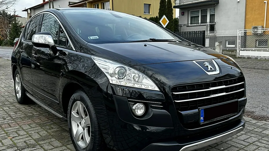 PEUGEOT 3008 -