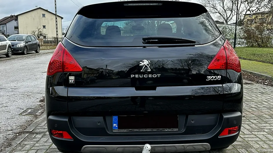 PEUGEOT 3008 -