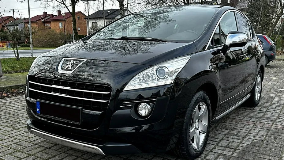 PEUGEOT 3008 -