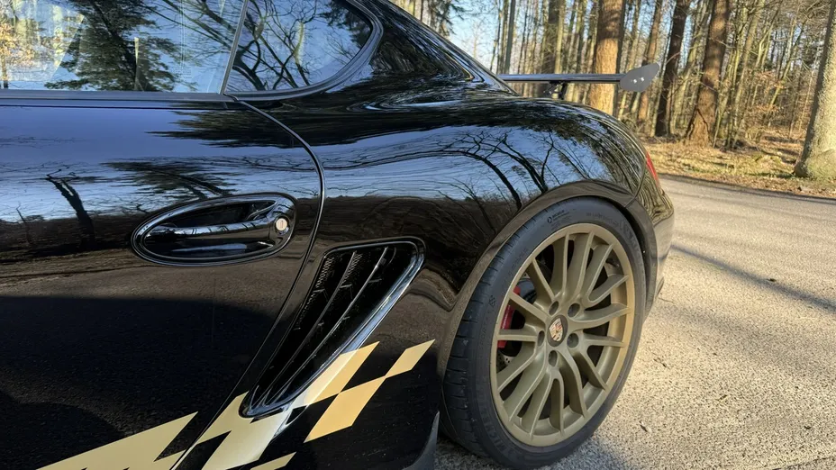 PORSCHE Cayman -