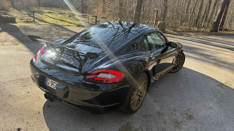 PORSCHE Cayman -