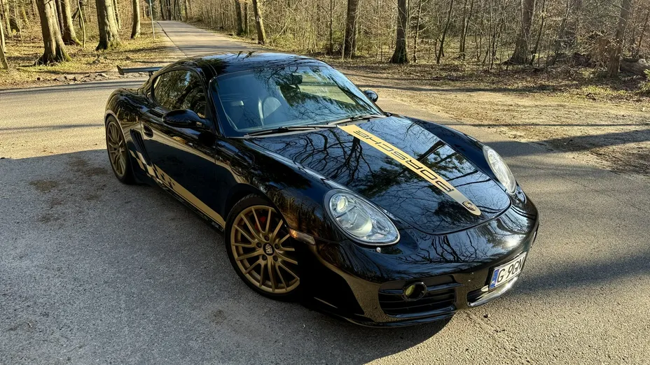 PORSCHE Cayman -