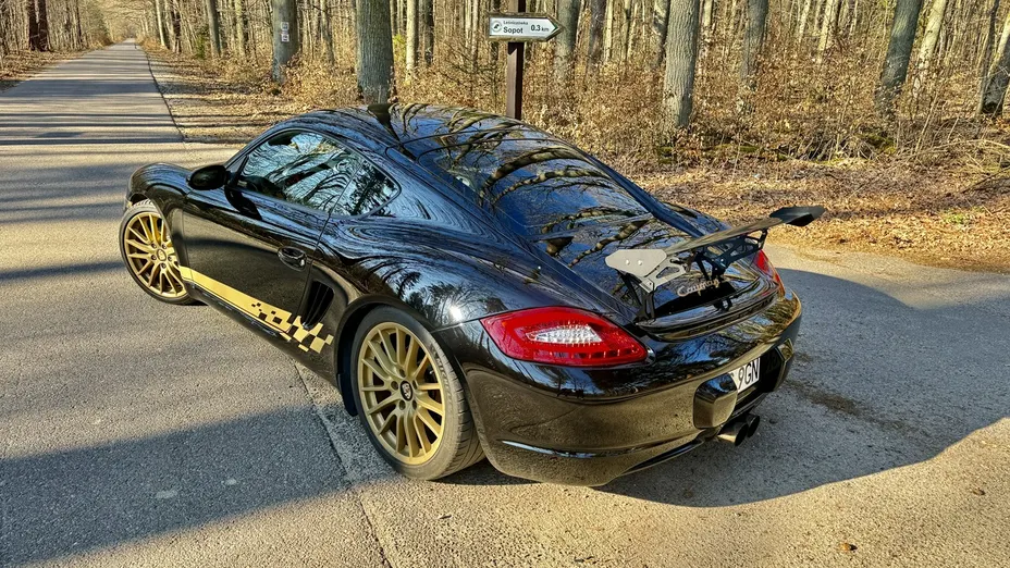 PORSCHE Cayman -